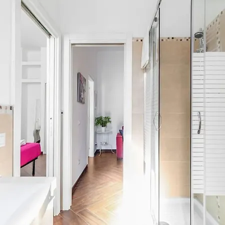 Vatican Walls Apartment